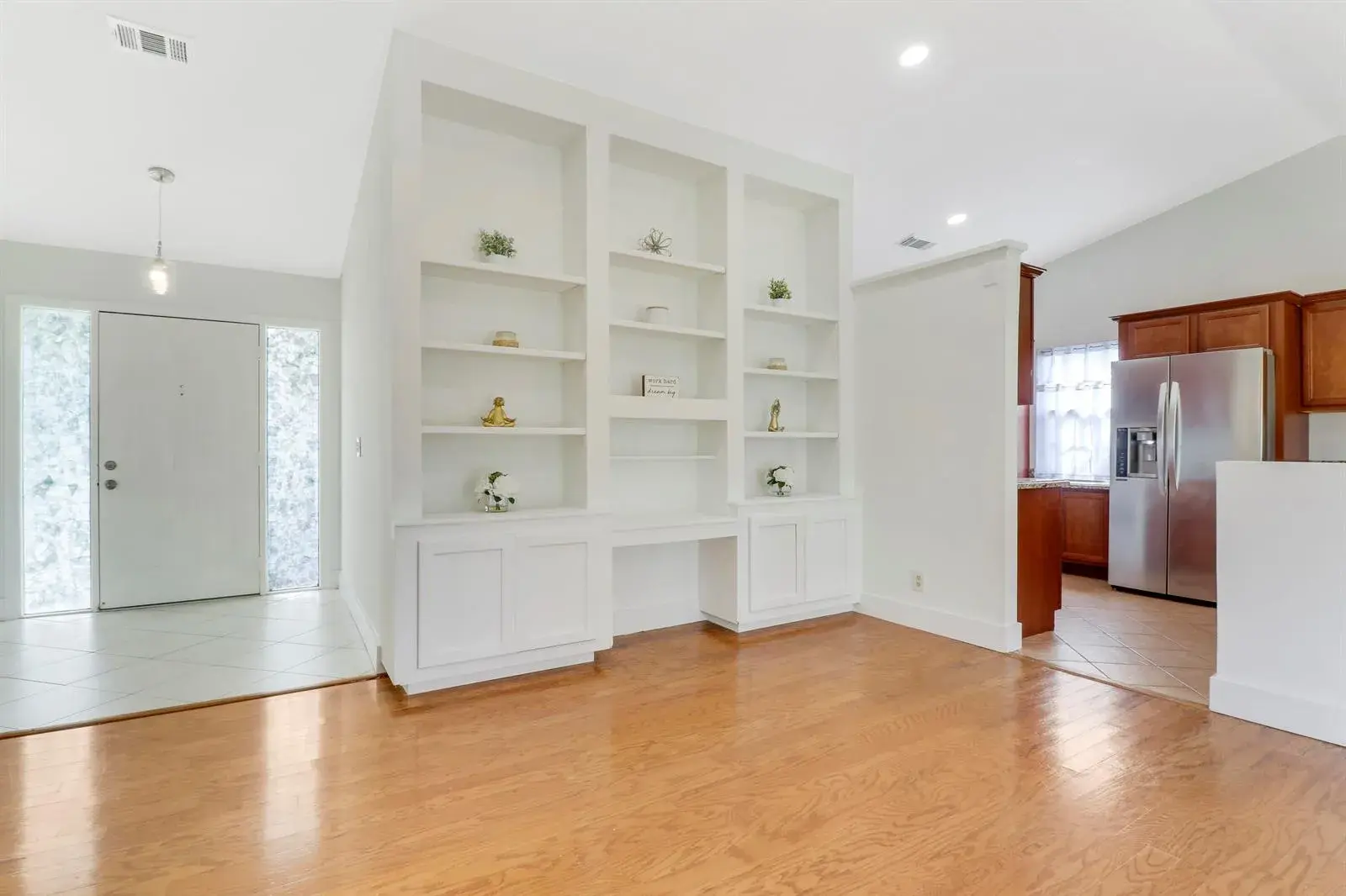 107 GREENBRIAR Drive, Jupiter FL 33458