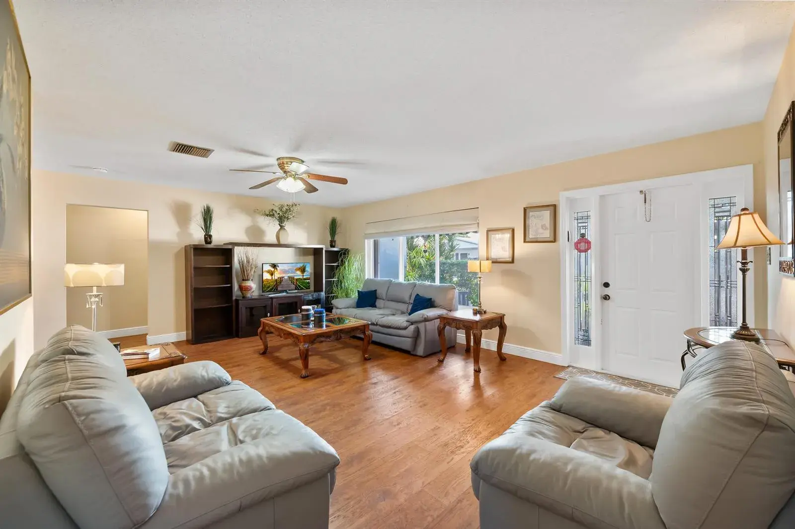 8201 NW 59th Court, Tamarac FL 33321