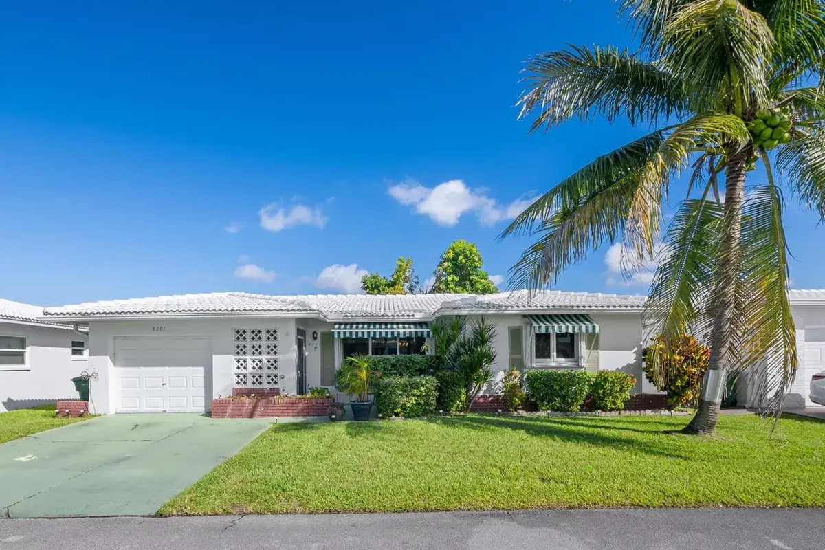 8201 NW 59th Court, Tamarac FL 33321