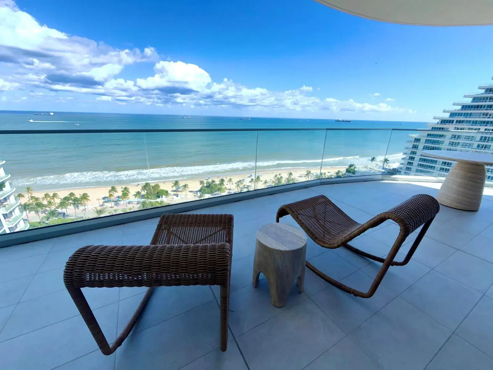 153 N Seabreeze Blvd # 1602, Fort Lauderdale FL 33304