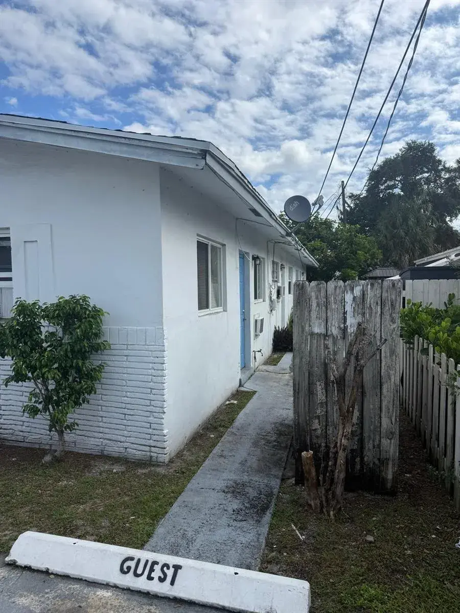 616 NW 3rd Avenue # 3, Pompano Beach FL 33060
