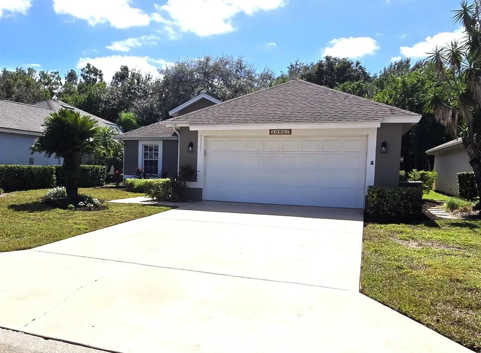 2 bedroom 2 bath Residential for sale at 20907 COUNTRY BARN Drive, FL 33928