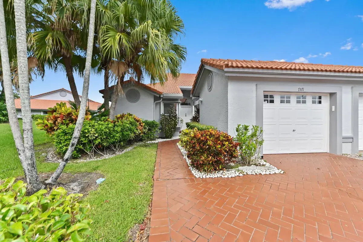 7571 Seafoam Court, Boynton Beach FL 33437