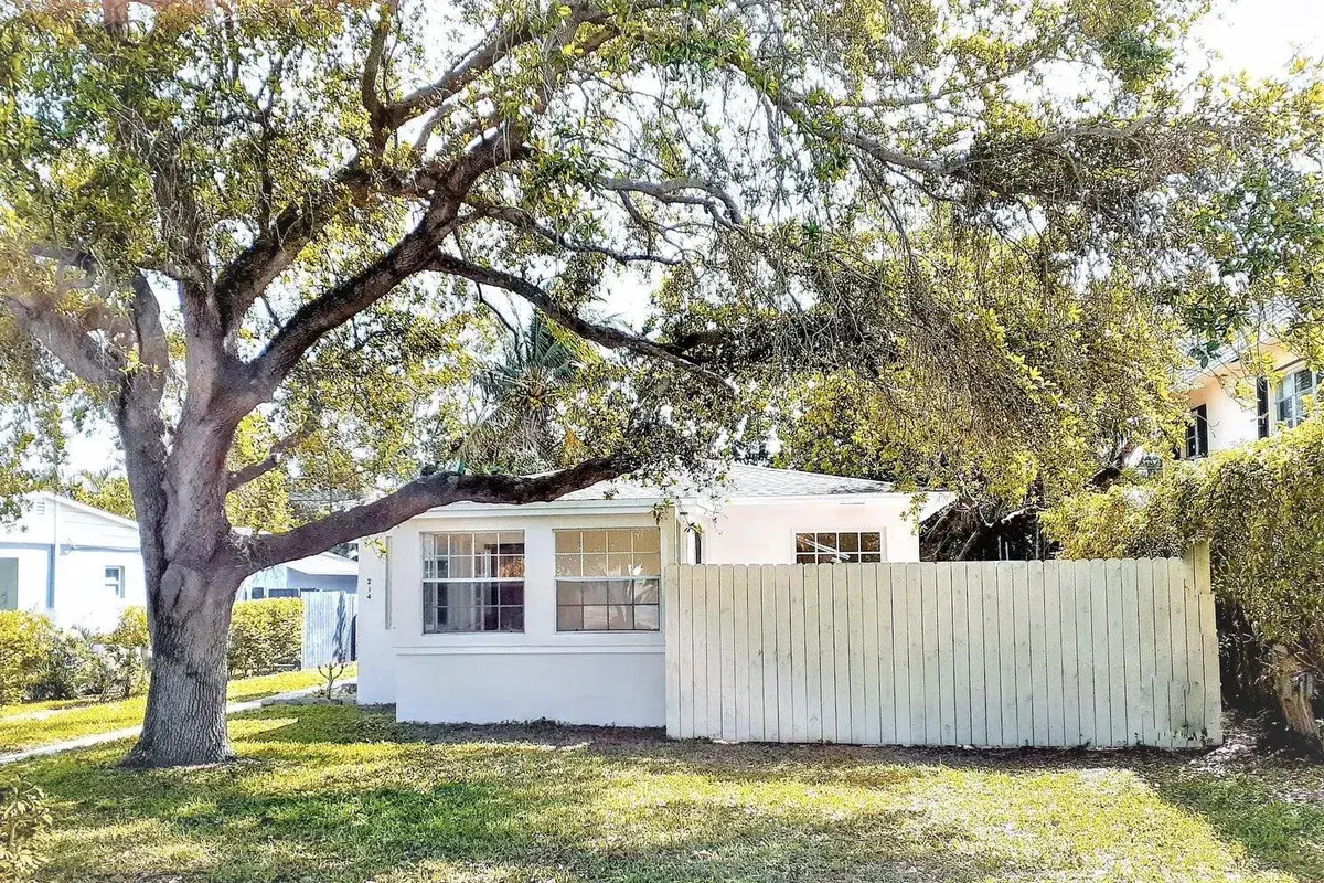 214 NE 11th Street # B, Delray Beach FL 33444