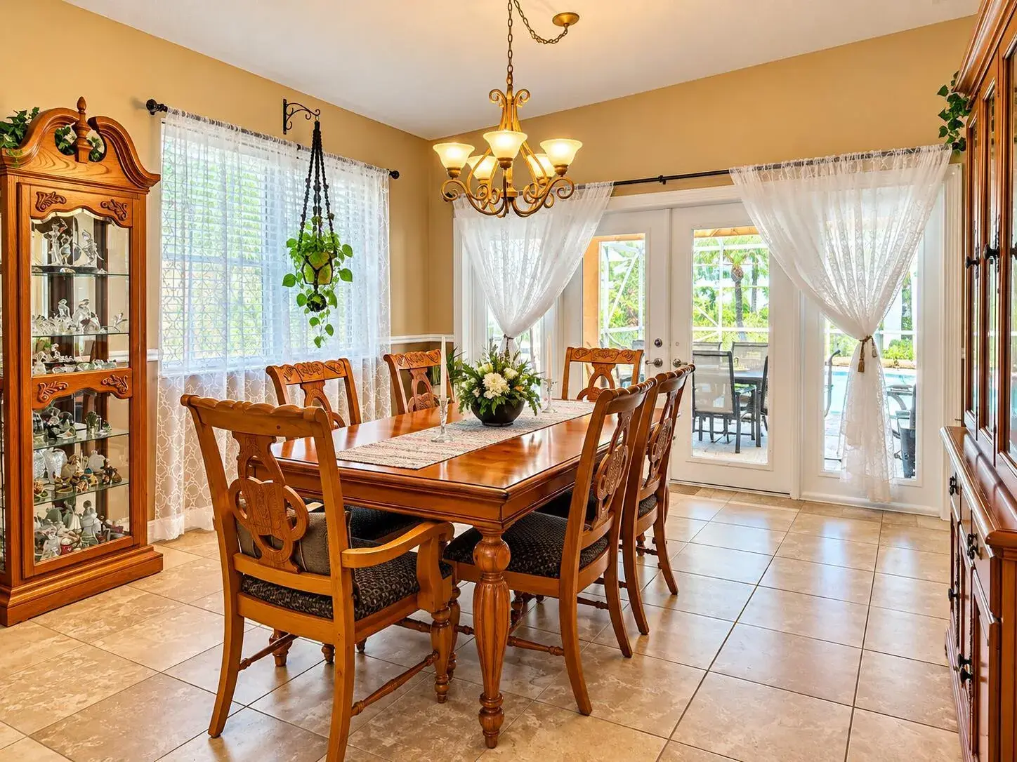 10489 SW Stratton Drive, Port St. Lucie FL 34987