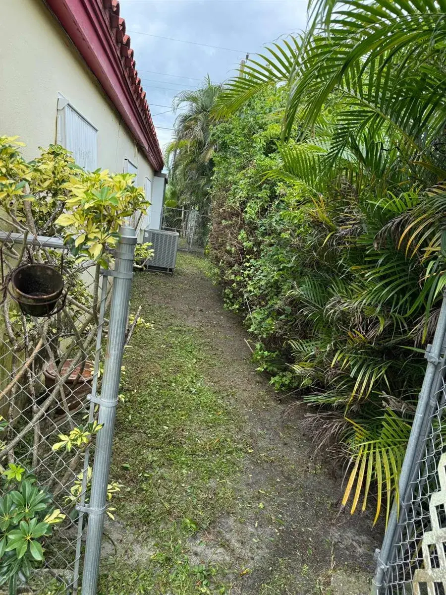 1523 NE 173rd Street, North Miami Beach FL 33162