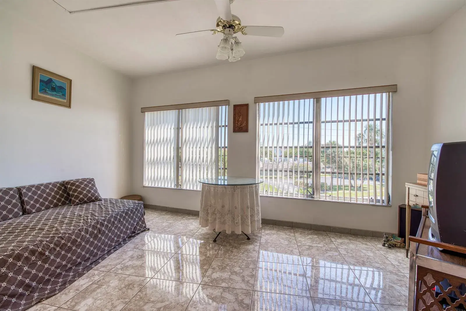 4281 NW 41ST Street # 320, Lauderdale Lakes FL 33319