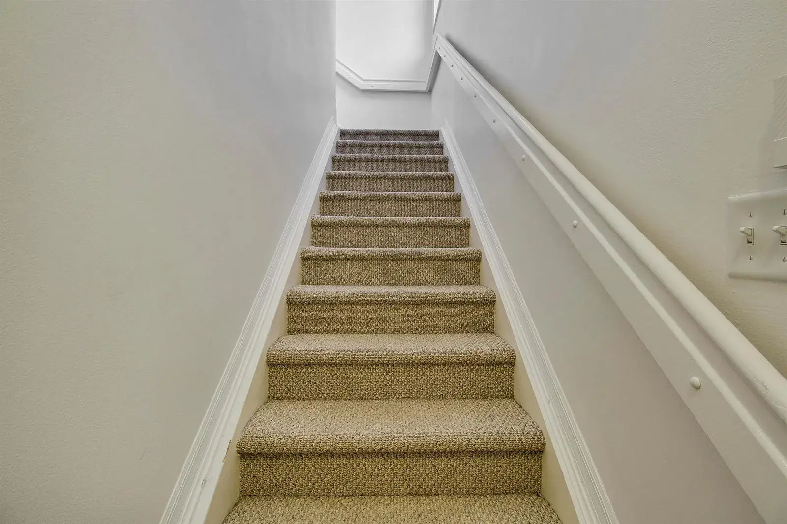111 LIGHTHOUSE Circle # H, Tequesta FL 33469