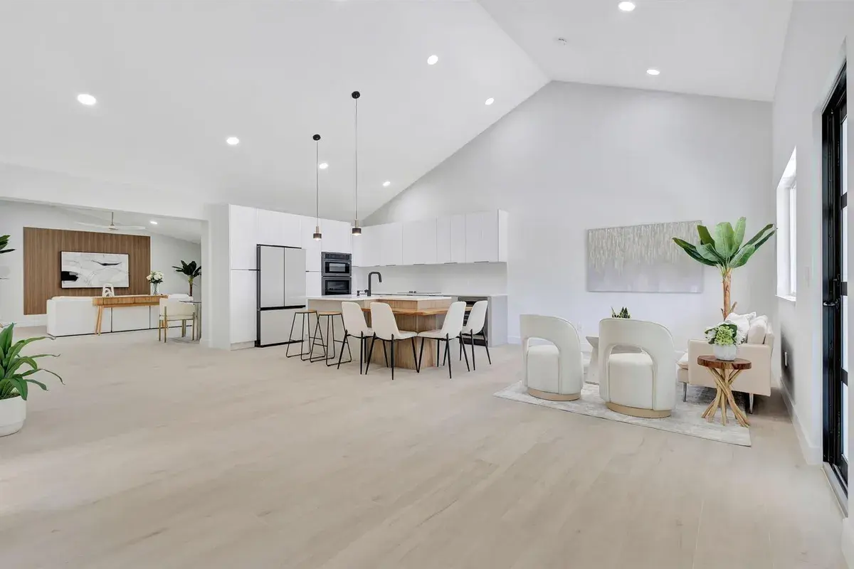 338 Palmetto Street, West Palm Beach FL 33405