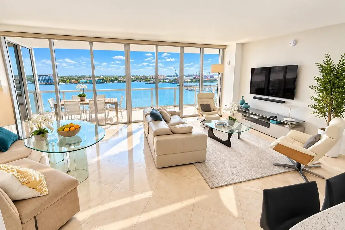 400 ALTON Road # 1704, Miami Beach FL 33139