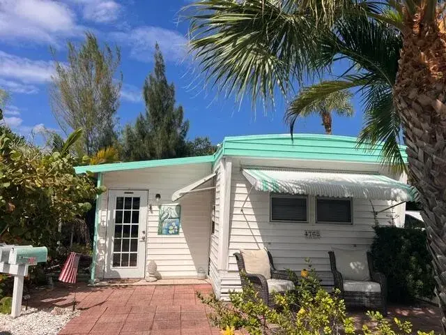 4768 NE BLUE HERON Lane, Jensen Beach FL 34957