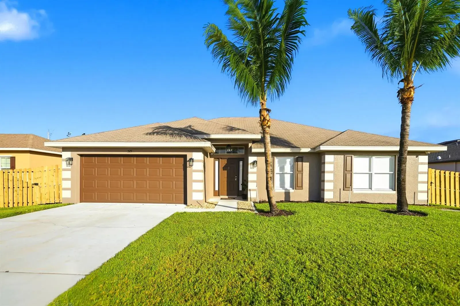 525 SW HALDEN Avenue, Port St. Lucie FL 34953