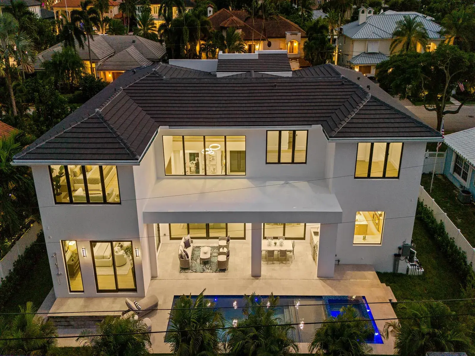 2737 NE 18th Street, Fort Lauderdale FL 33305