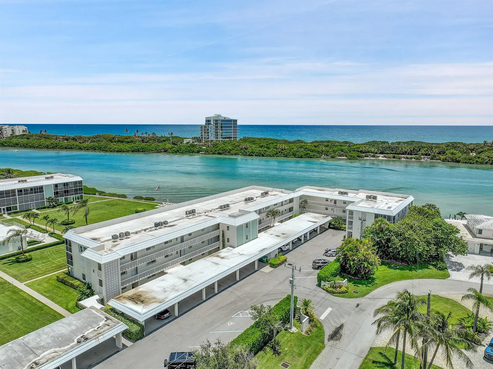 100 Waterway Road # E306, Tequesta FL 33469