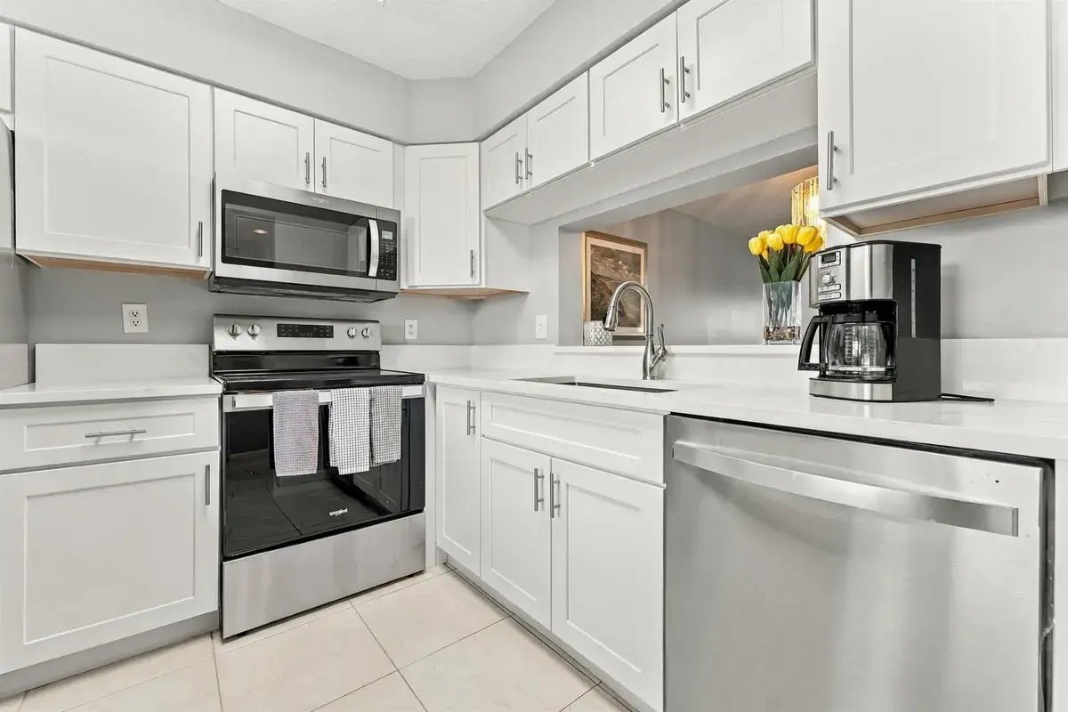 7280 AMBERLY Lane # 402, Delray Beach FL 33446