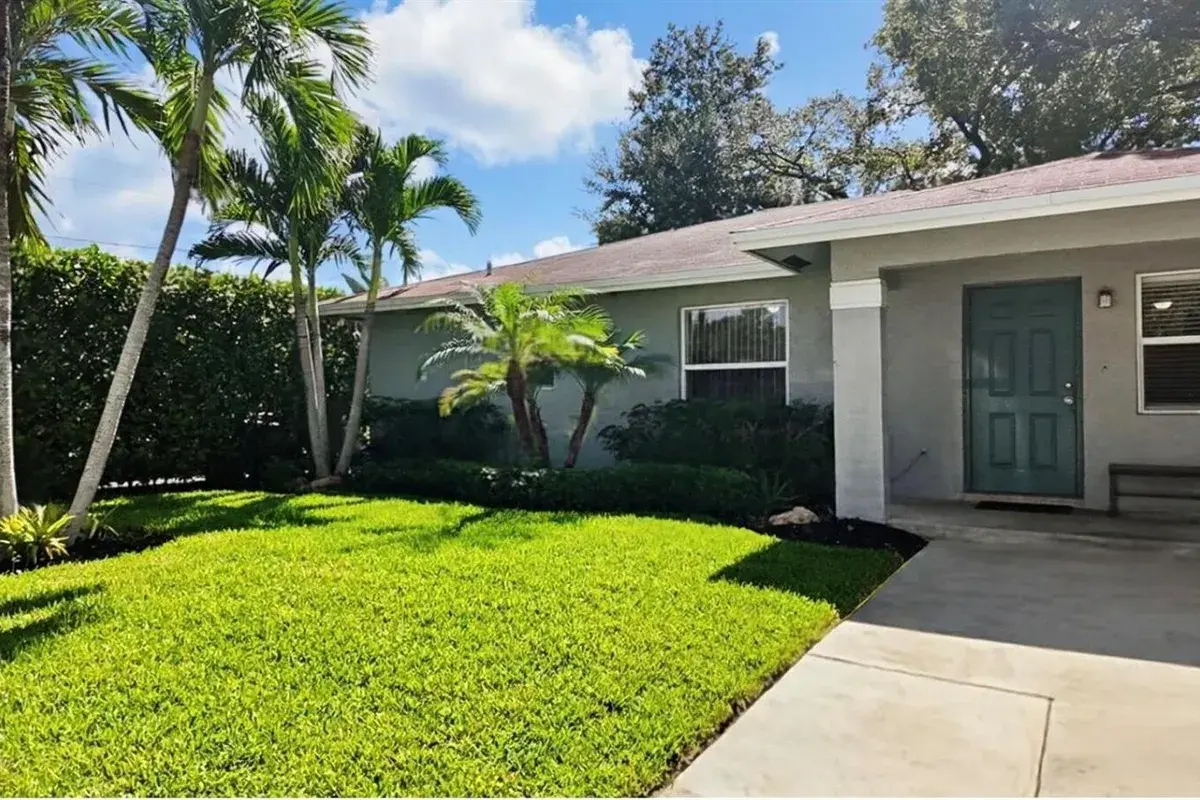 2206 NW 5TH Street, Fort Lauderdale FL 33311