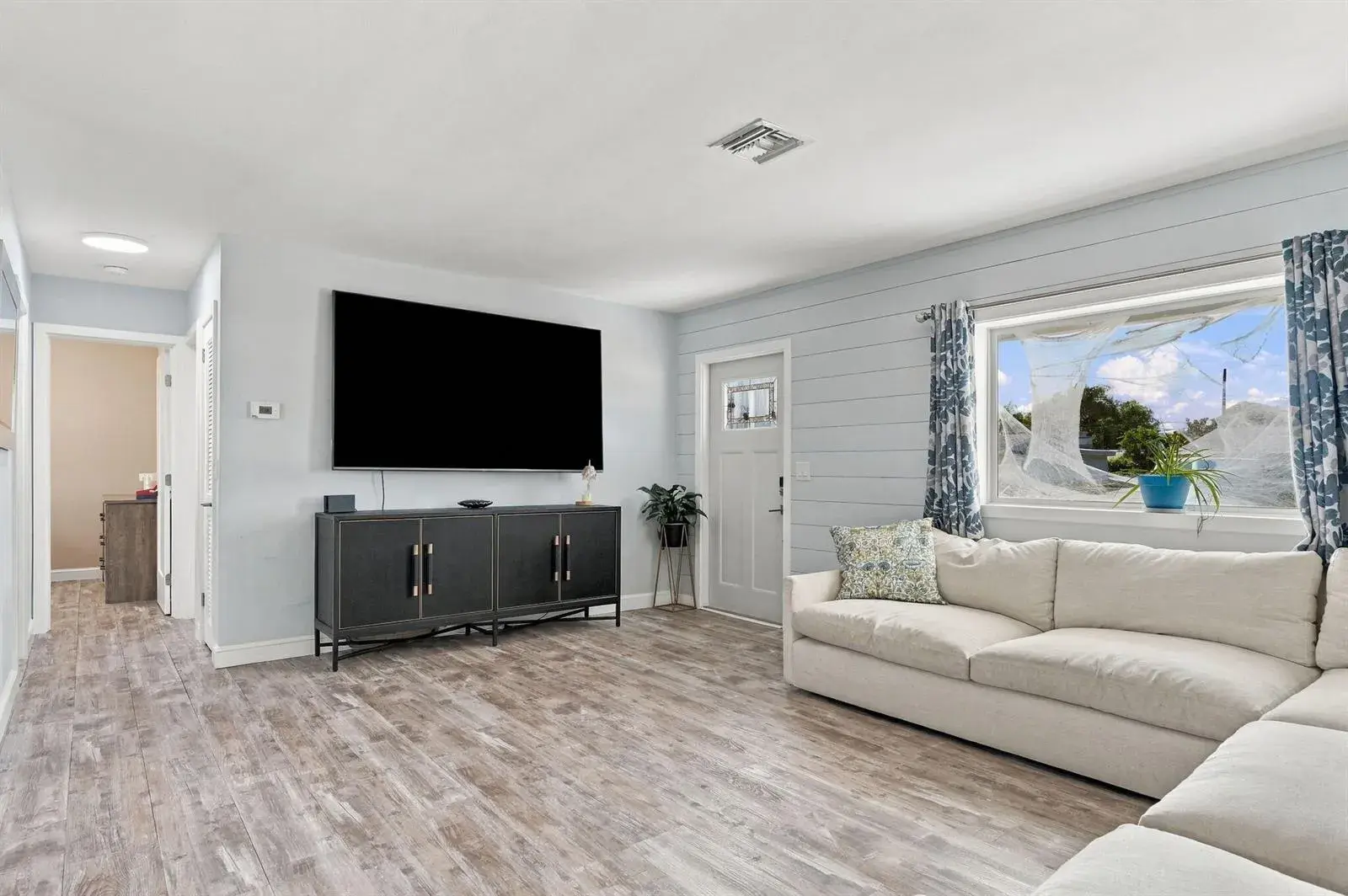 19145 SE Mayo Drive, Jupiter FL 33469