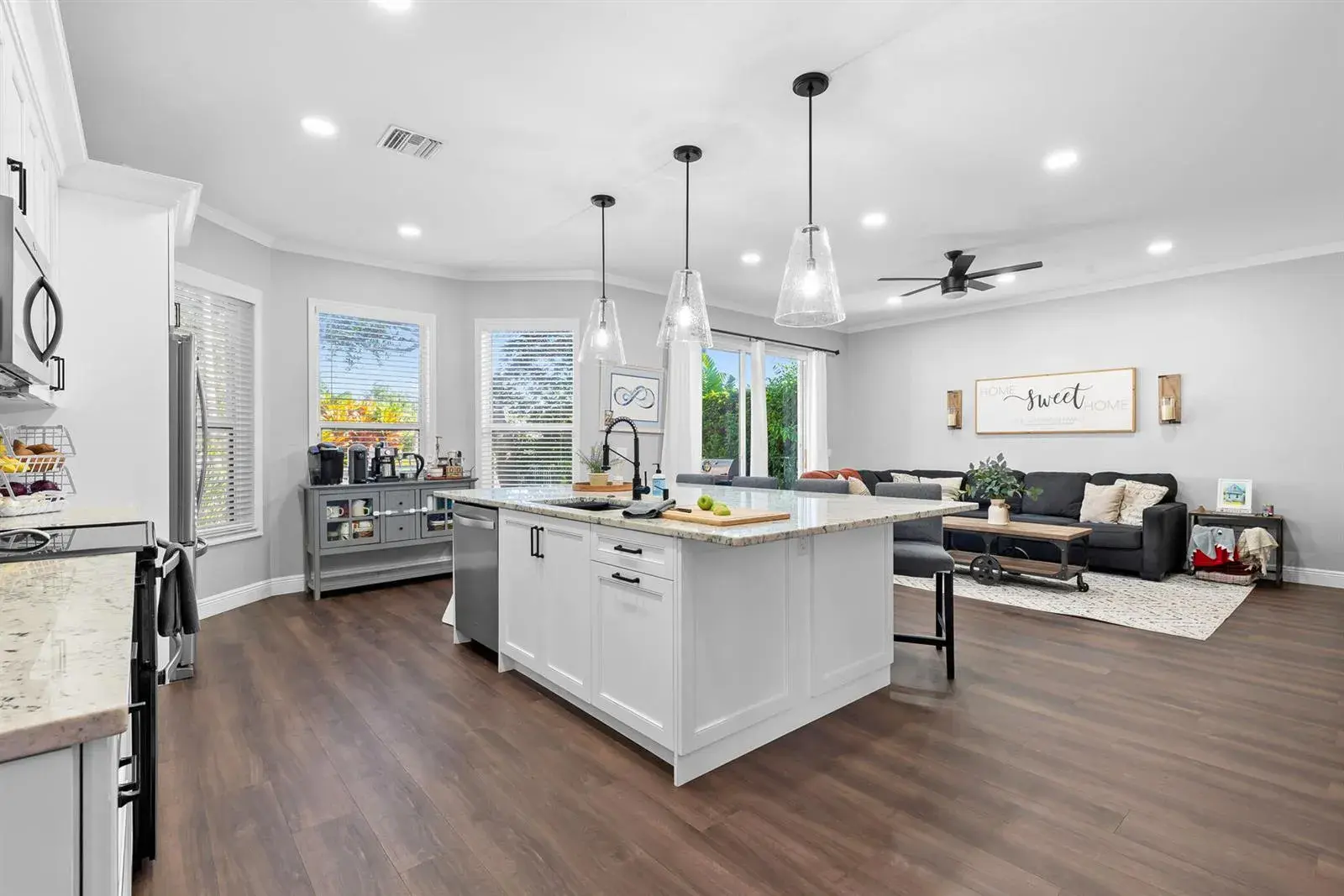 7686 NW 60TH Lane, Parkland FL 33067