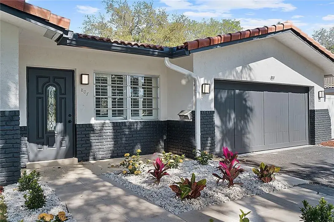 807 NW 7TH Street, Boca Raton FL 33486