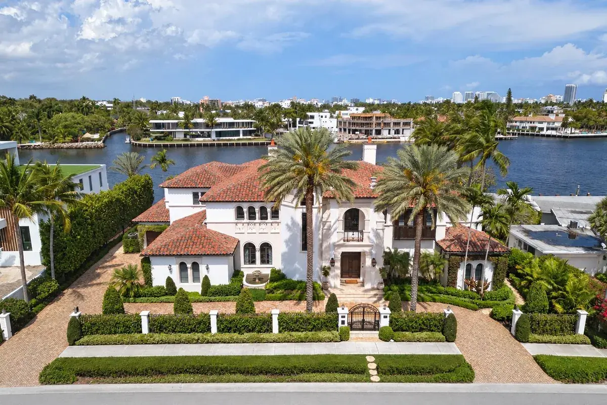 1627 SE 7TH Street, Fort Lauderdale FL 33316