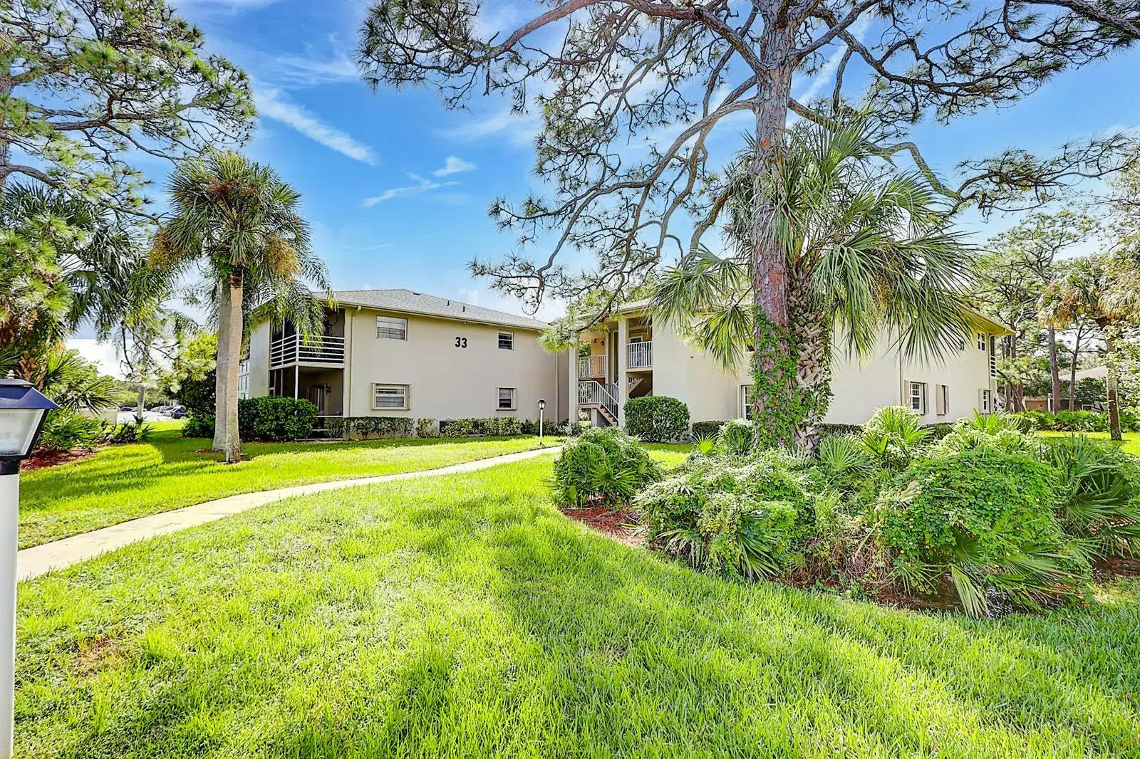 33 LAKE VISTA Trail # 206, Port St. Lucie FL 34952