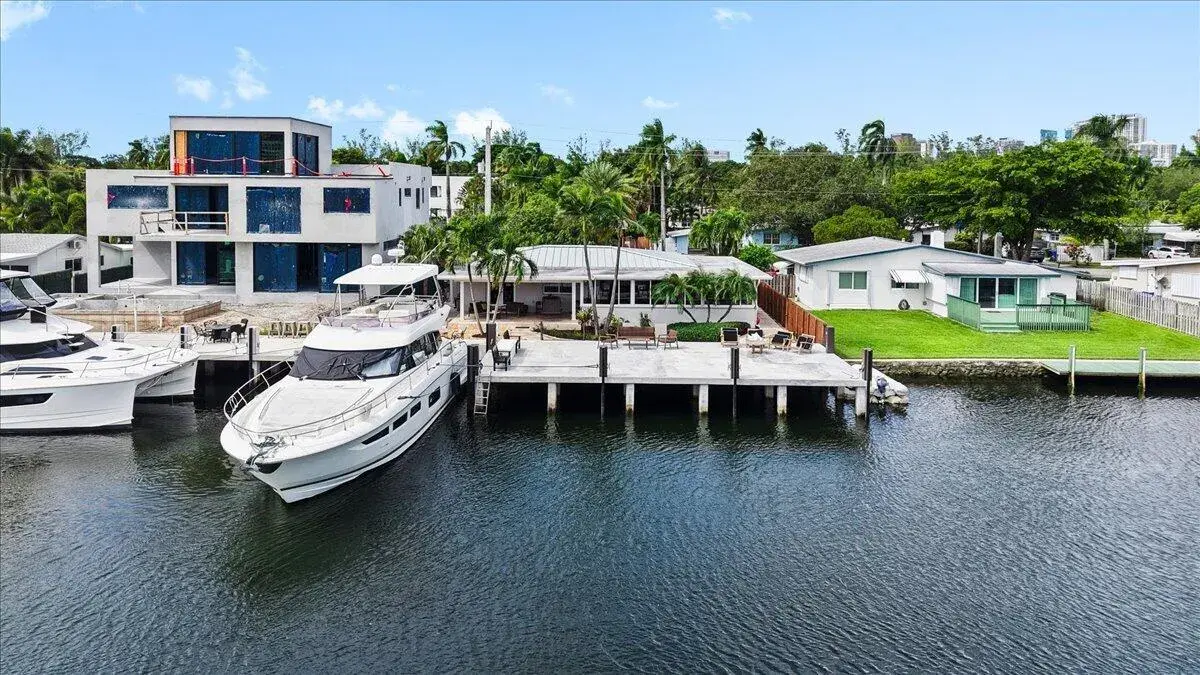 1310 CORDOVA Road, Fort Lauderdale FL 33316