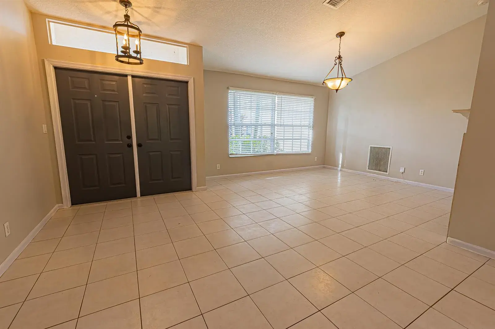 6449 NW Regal Circle, Port St. Lucie FL 34983