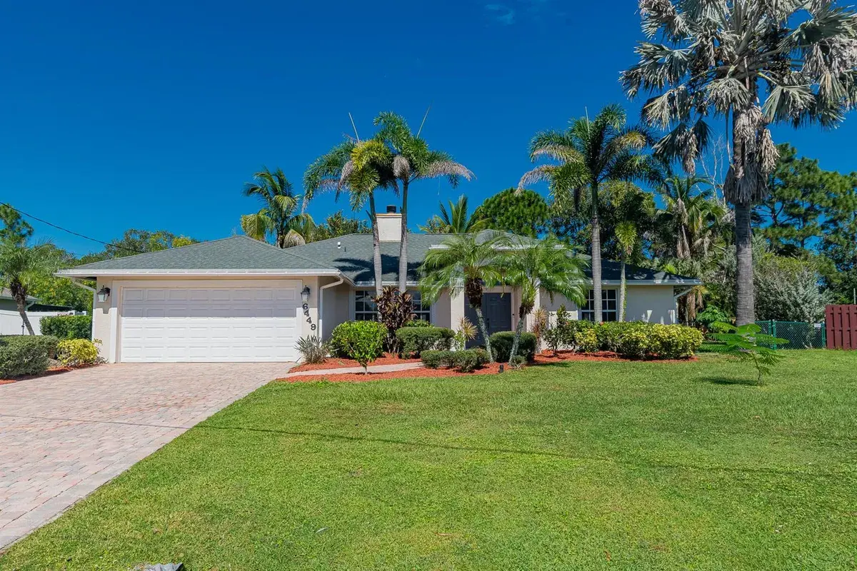 6449 NW Regal Circle, Port St. Lucie FL 34983
