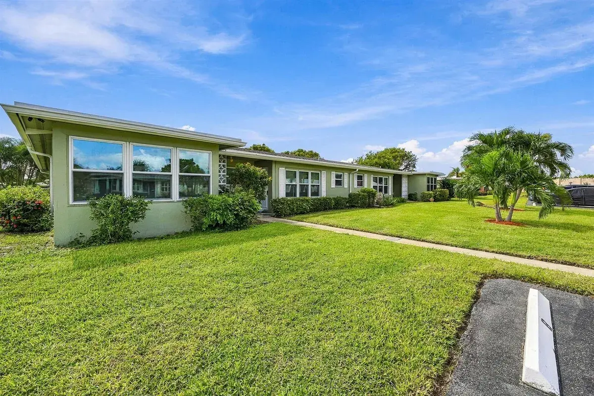 260 N High Point Boulevard # A, Boynton Beach FL 33435