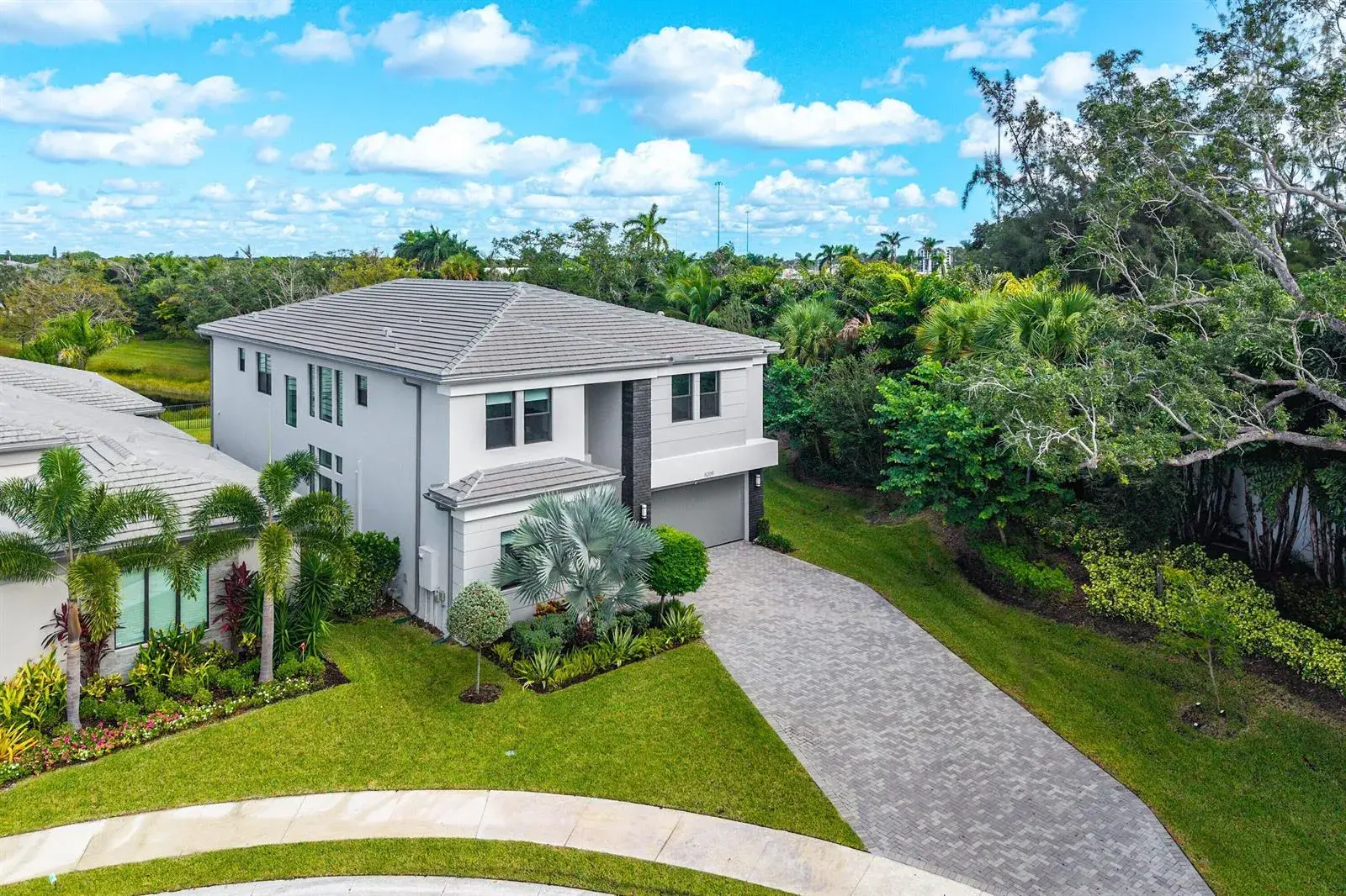 8209 ESSEX COUNTRY CLUB Drive, Boca Raton FL 33434