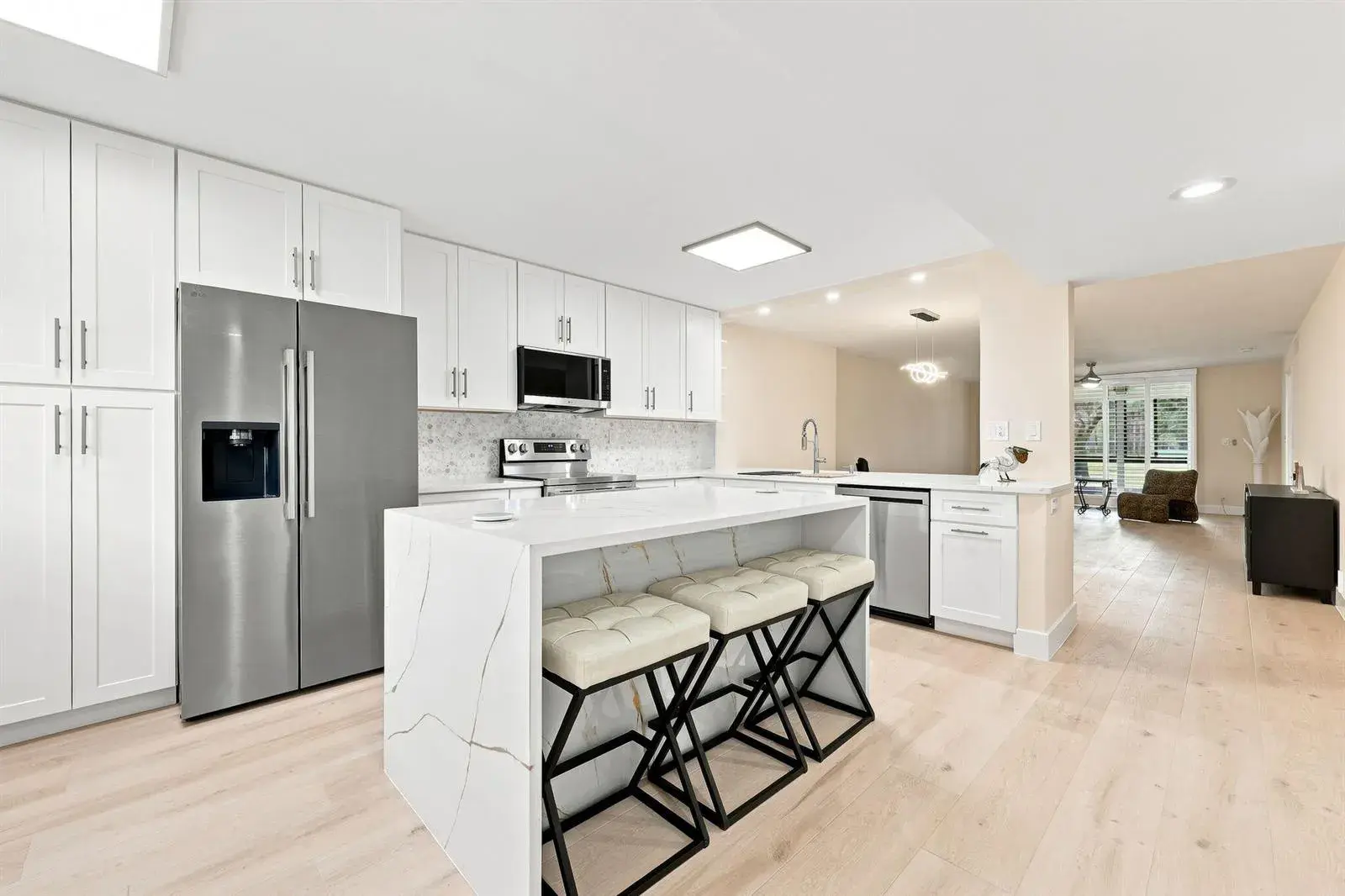 15456 PEMBRIDGE Drive # 111, Delray Beach FL 33484