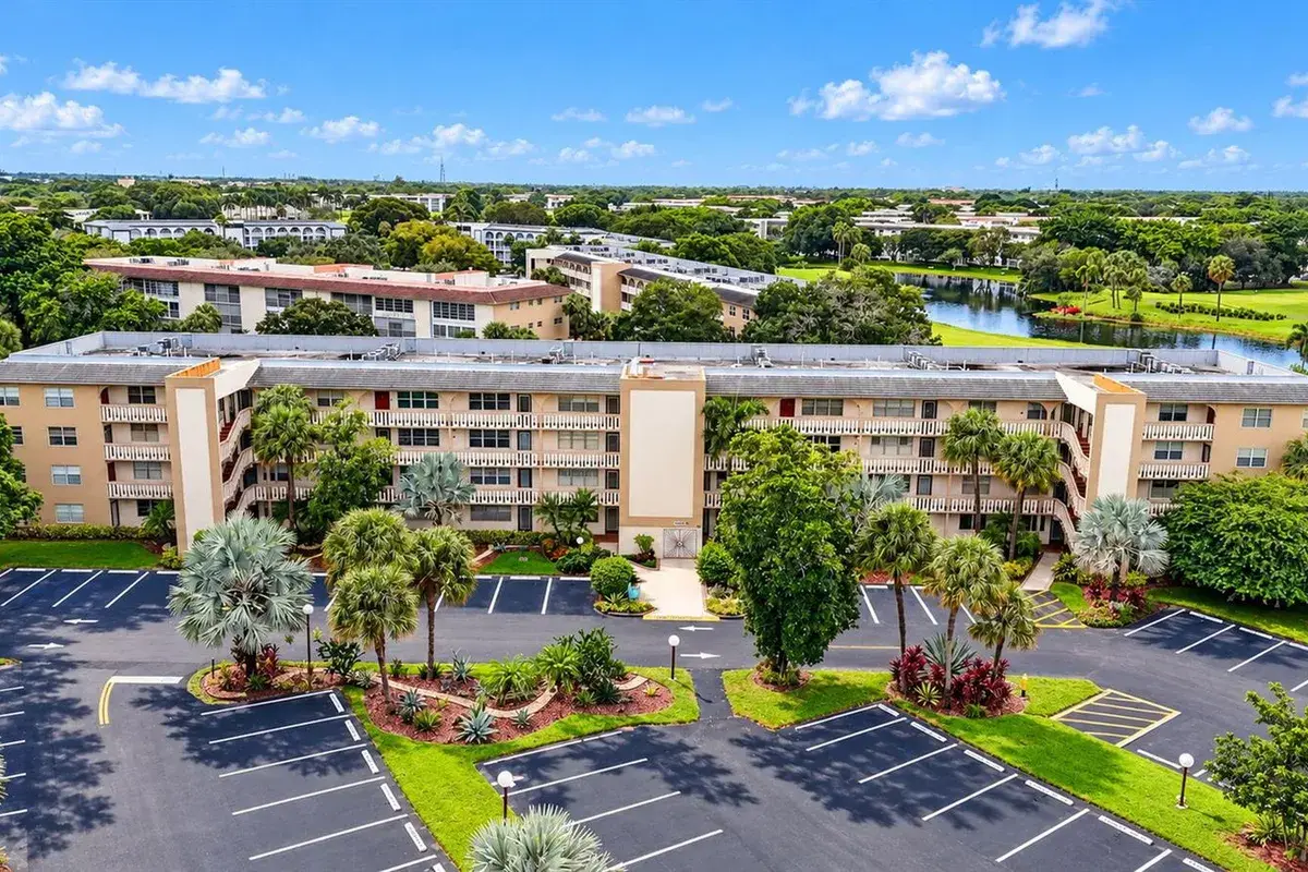 4302 MARTINIQUE Circle # A2, Coconut Creek FL 33066