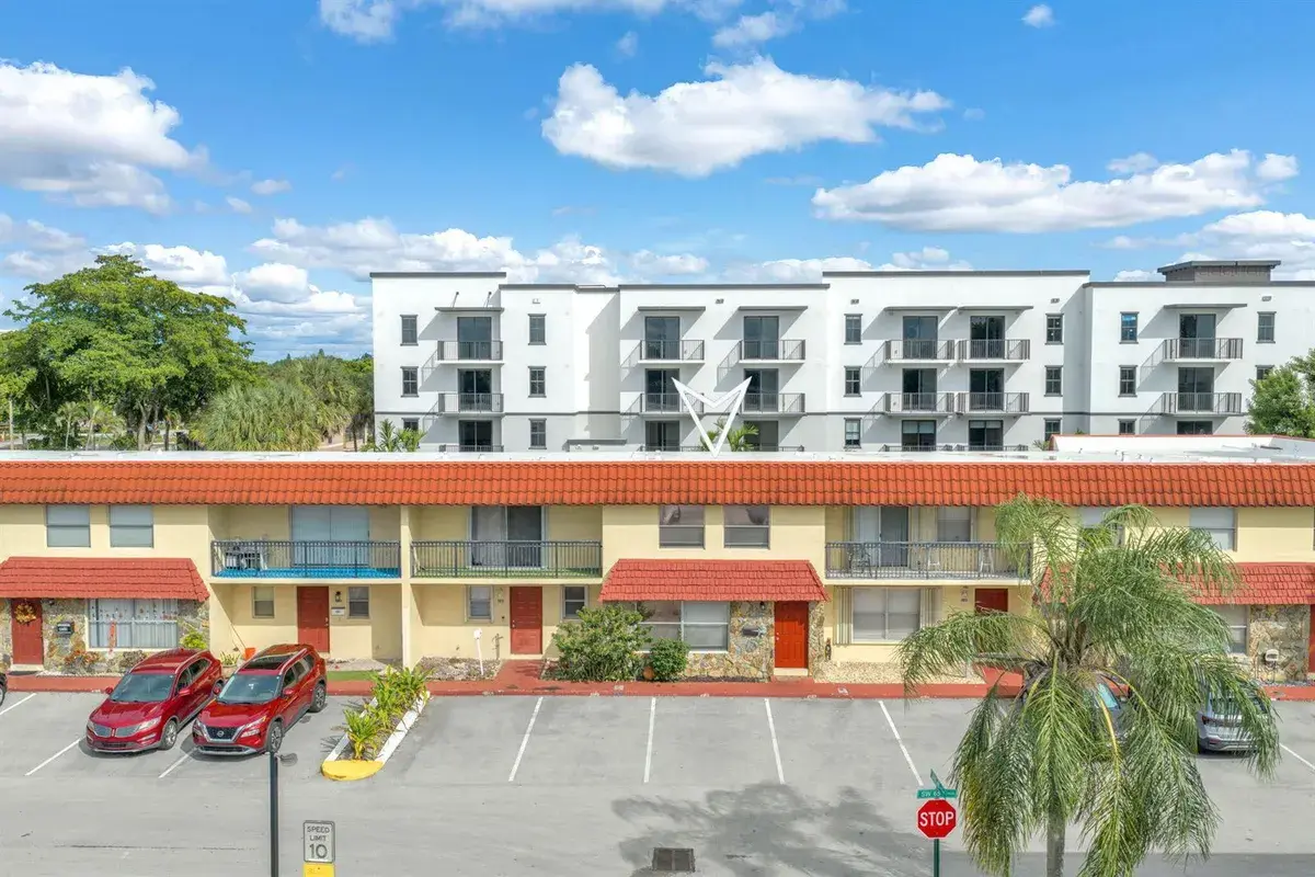 4162 SW 65th Avenue # 84, Davie FL 33314
