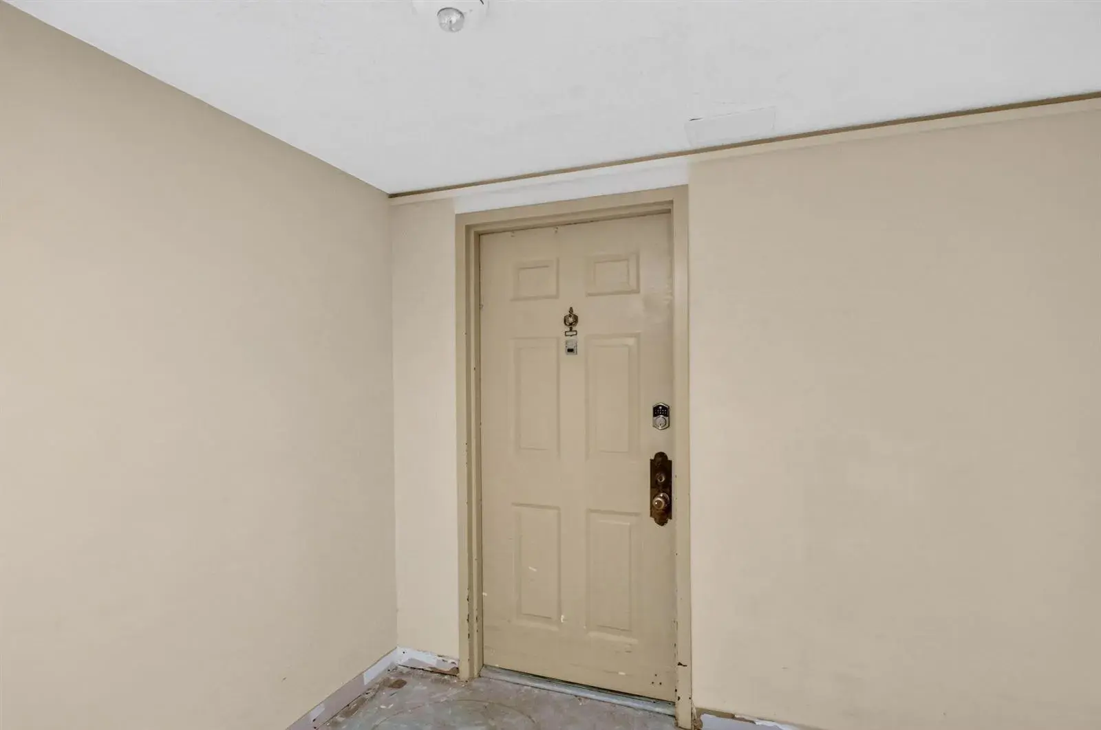 5600 N FLAGLER Drive # 306, West Palm Beach FL 33407