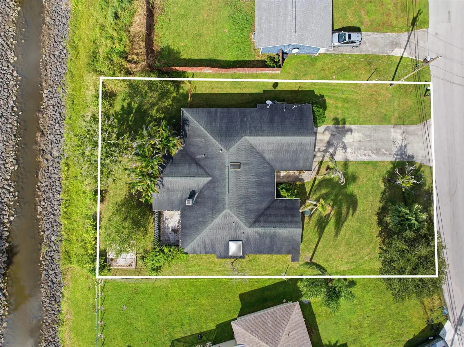 2392 SW CABALLERO Street, Port St. Lucie FL 34953