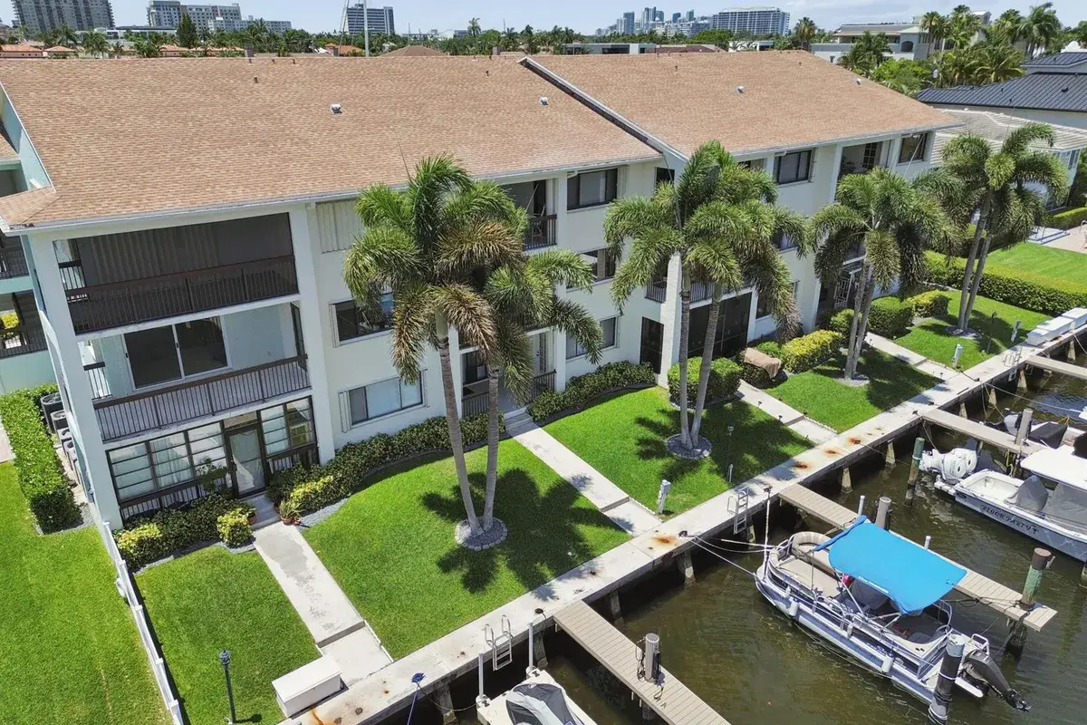 2751 NE 15TH Street # 103, Fort Lauderdale FL 33304