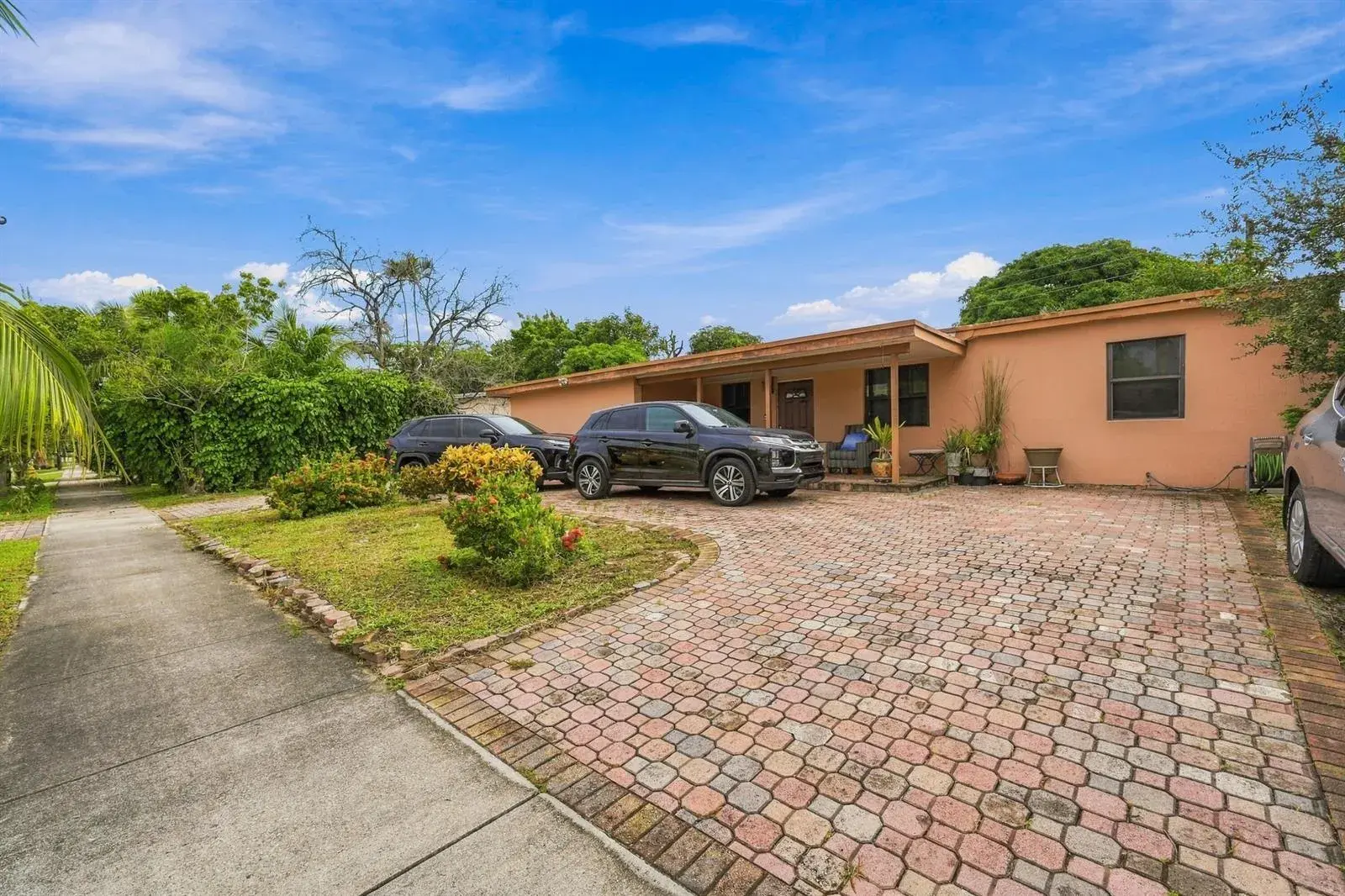 4972 NE 14TH Avenue, Pompano Beach FL 33064