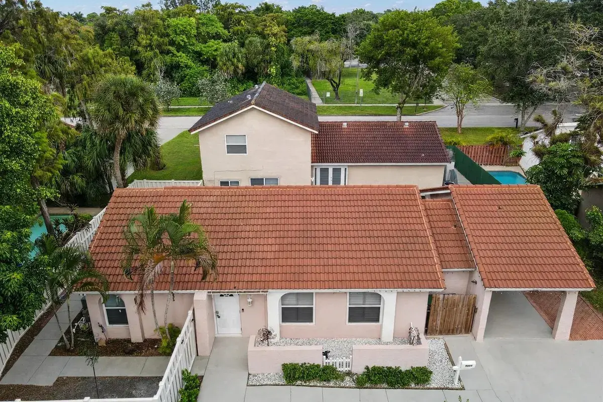 9009 NW 13TH Court, Coral Springs FL 33071