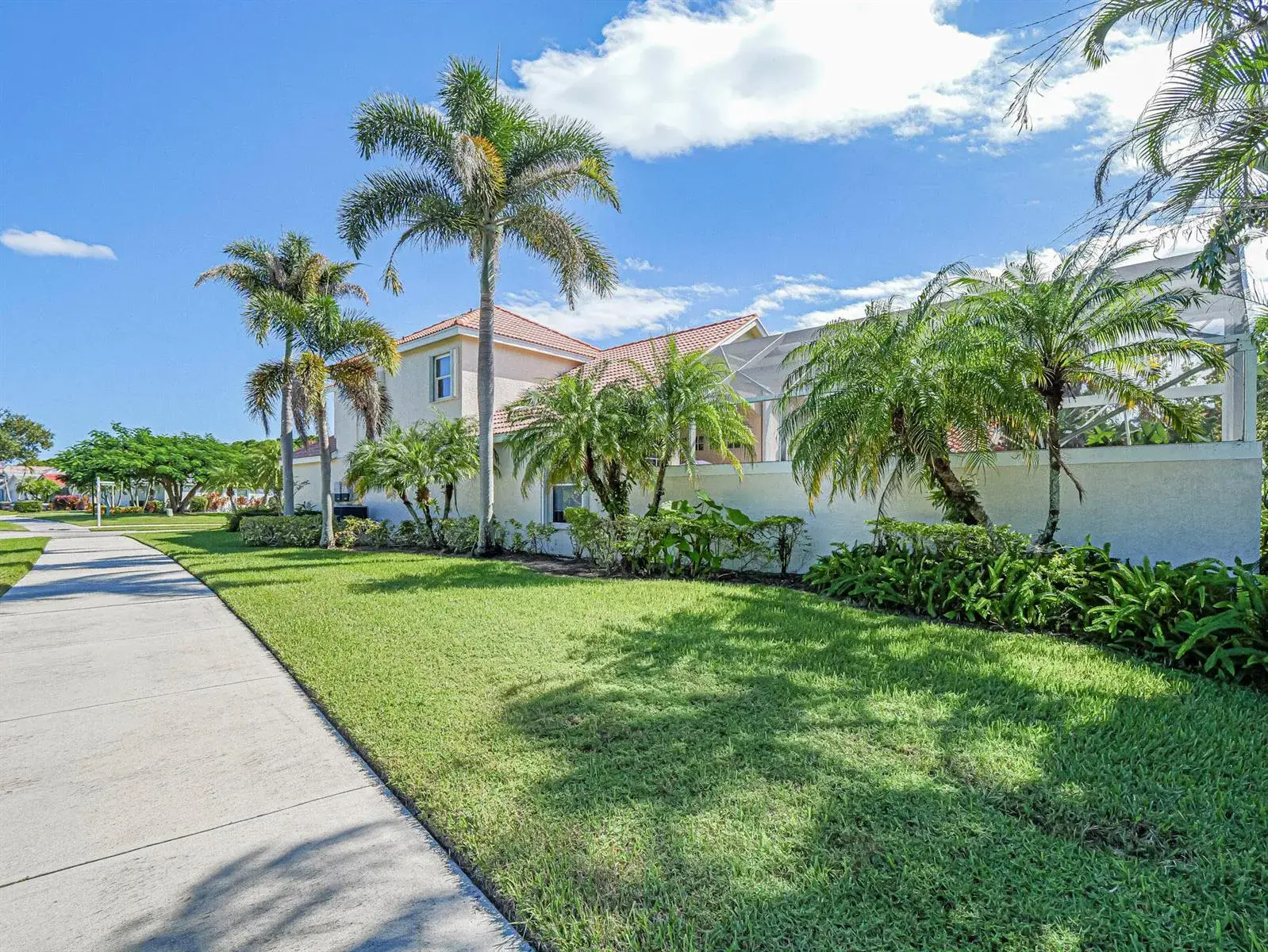 564 SW SAINT KITTS Cove, Port St. Lucie FL 34986