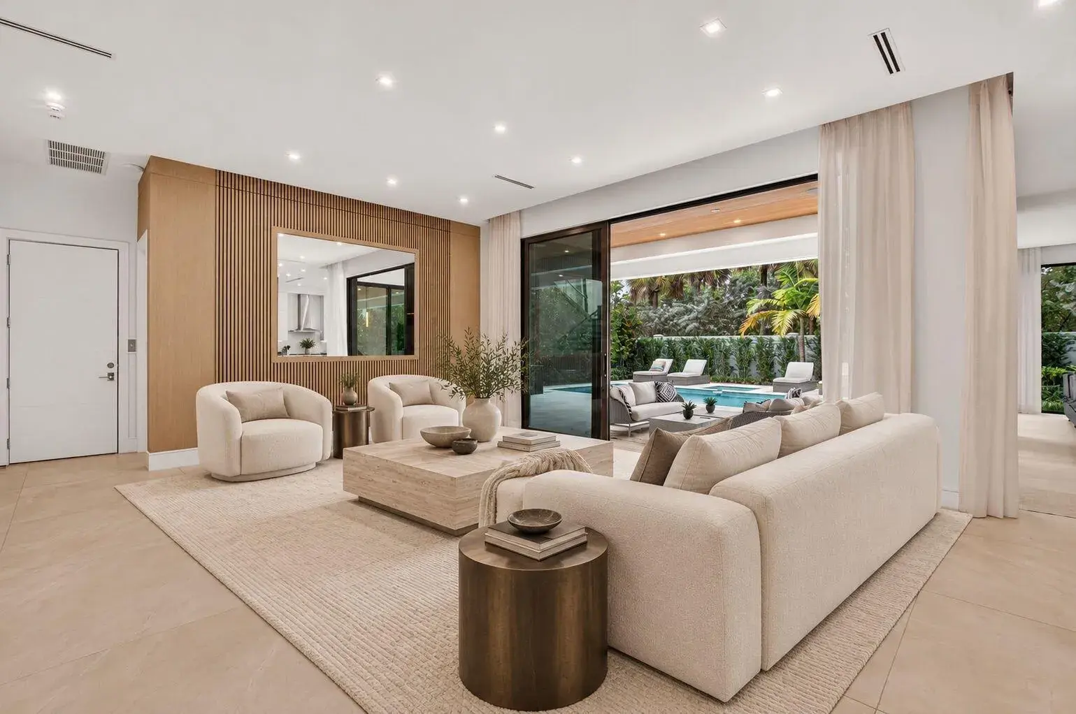 2252 Delray Ridge Lane, Delray Beach FL 33444