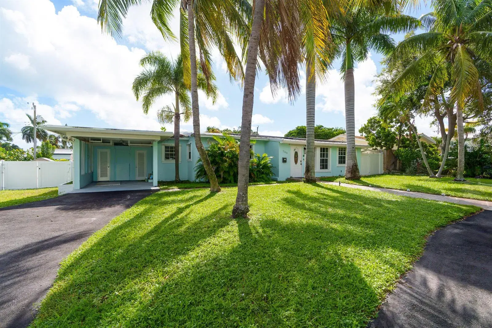 2396 SE 6TH Street, Pompano Beach FL 33062