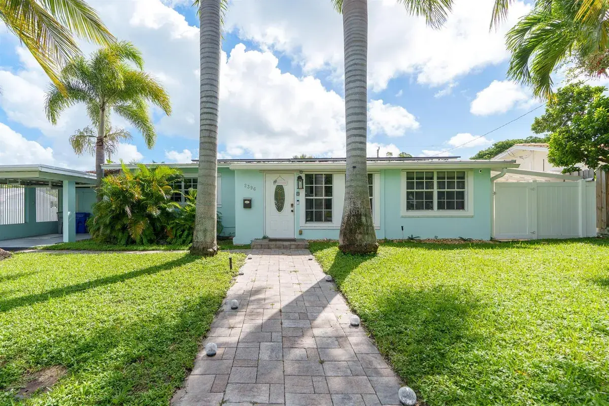 2396 SE 6TH Street, Pompano Beach FL 33062