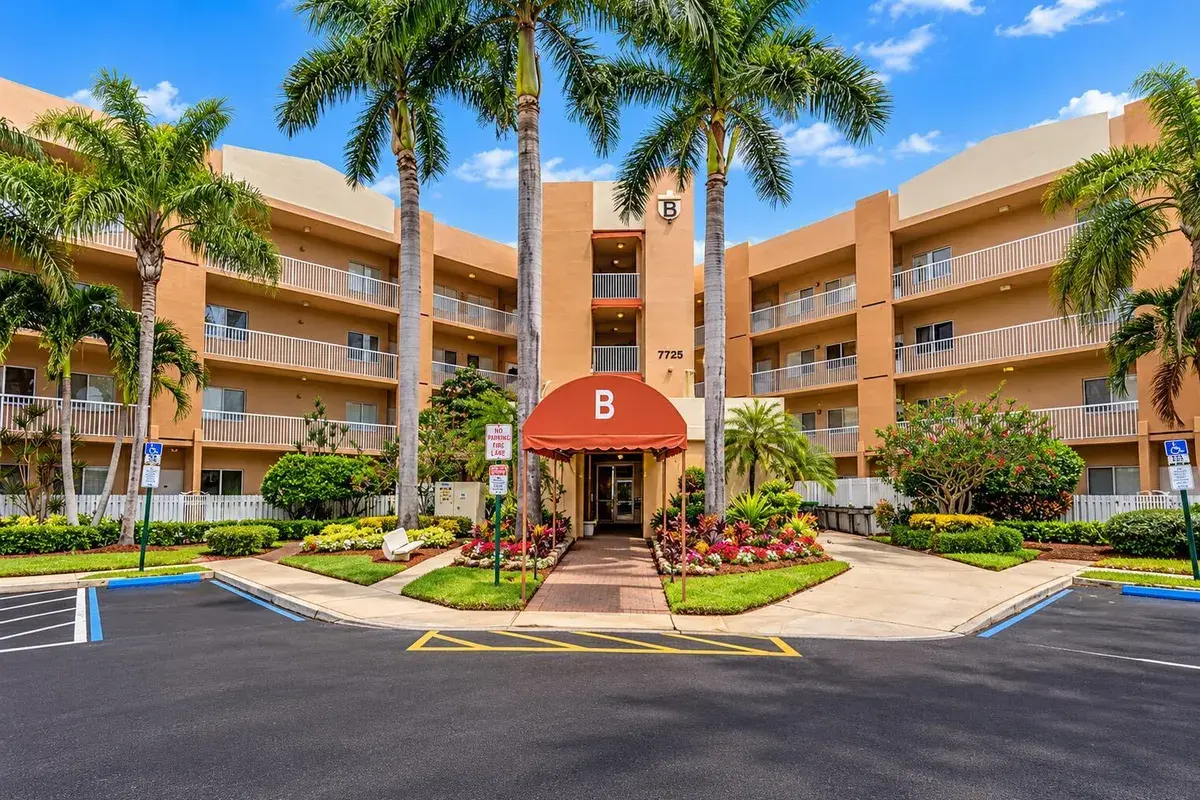 7725 YARDLEY Drive # 108, Tamarac FL 33321