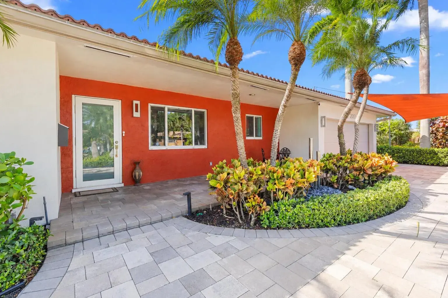 2317 NW 6th Avenue, Wilton Manors FL 33311