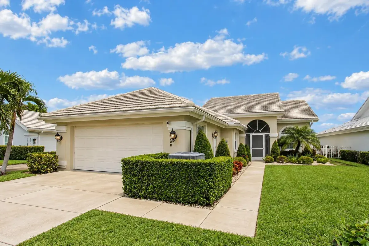 2308 SARATOGA BAY Drive, West Palm Beach FL 33409