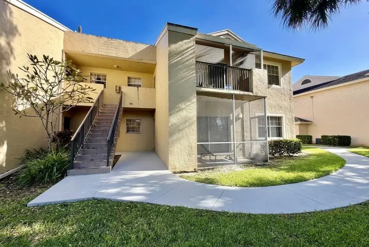 661 Cypress Club Way # F, Deerfield Beach FL 33064