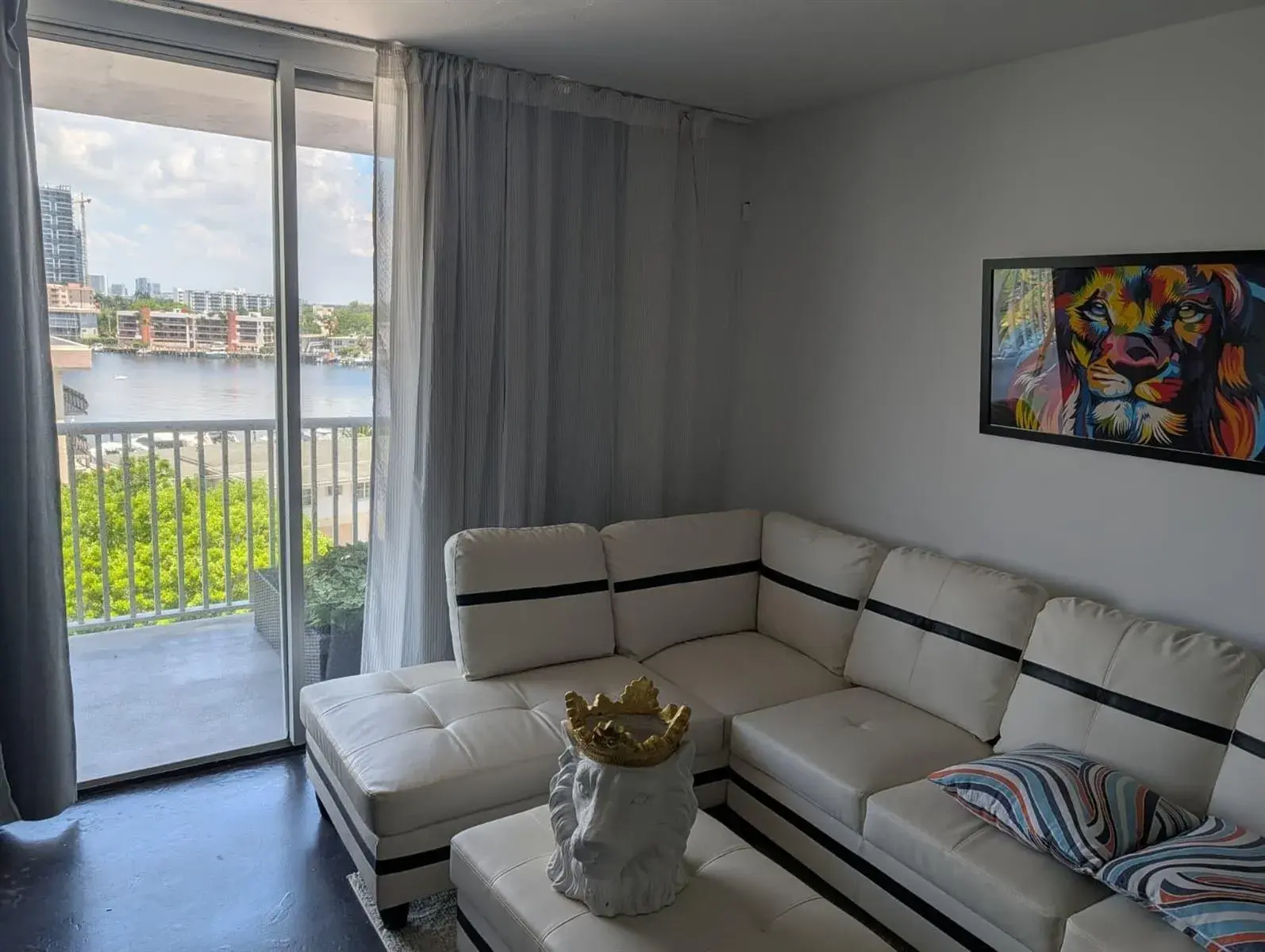 137 GOLDEN ISLES Drive # 609, Hallandale Beach FL 33009