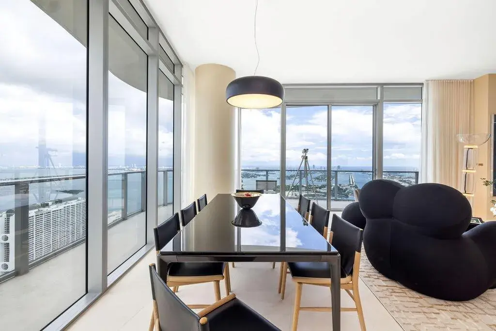 1400 Biscayne Boulevard # 5104, Miami FL 33132