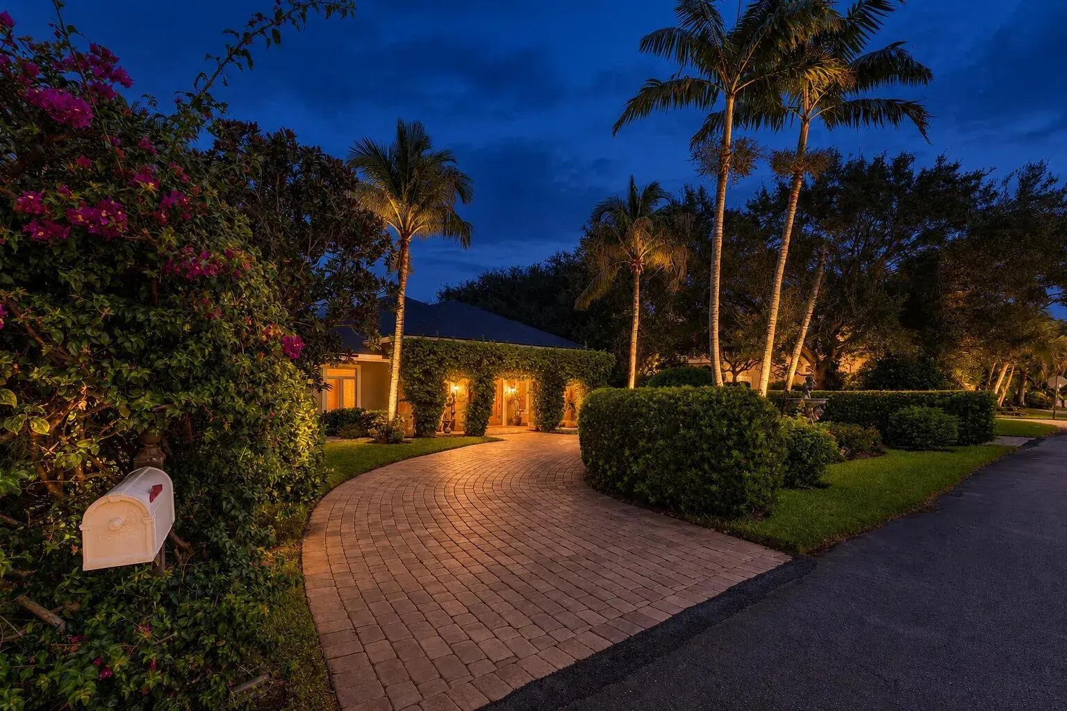 9707 SE SHARON Street, Hobe Sound FL 33455