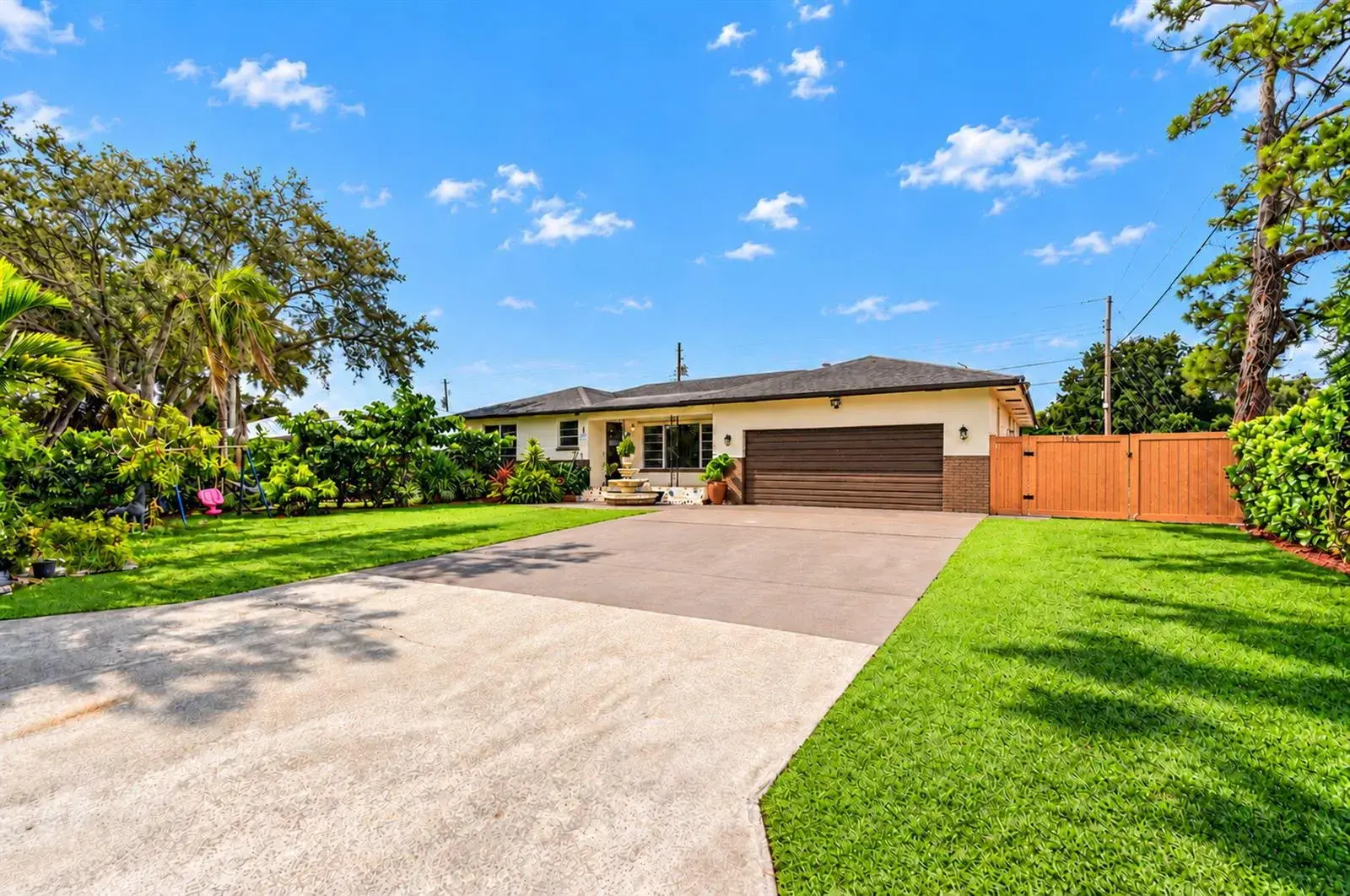 4306 Waterway Drive, Lake Worth FL 33461